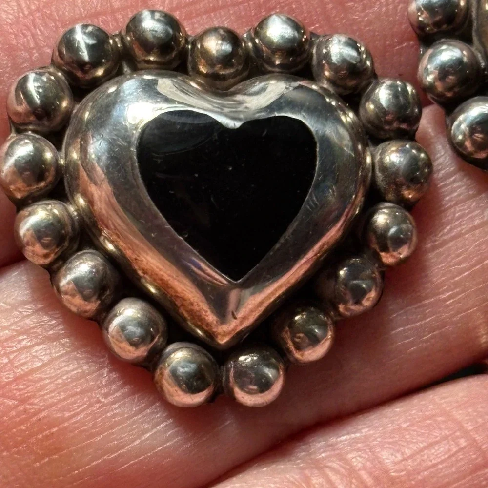 VTG Heart Stud Earrings Black Onyx 925 Sterling Silver Bead Border Taxco Mexico